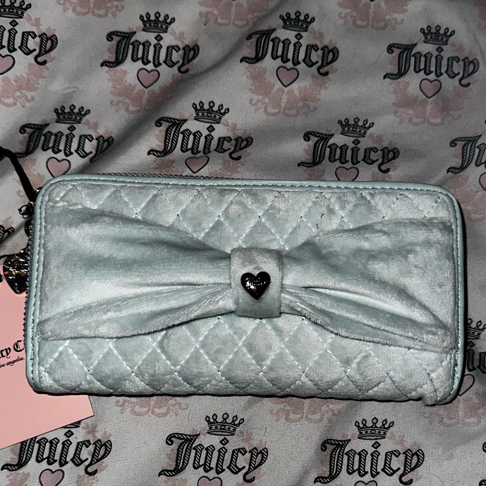 Juicy Couture Quilted bow Wallet